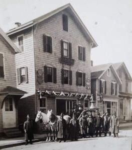 Wildcats Longbranch Saloon building dates to 1850s — Manitowoc